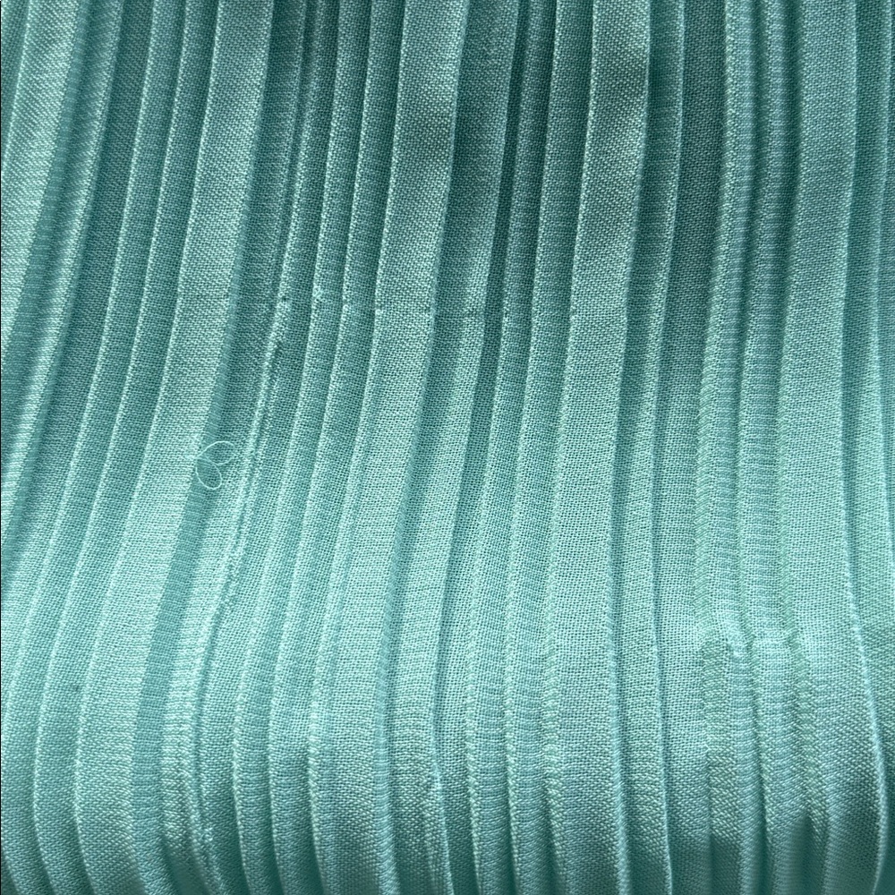 Medium Zara Sea Foam Pleated Cropped Jumpsuit - Picture 8 of 8